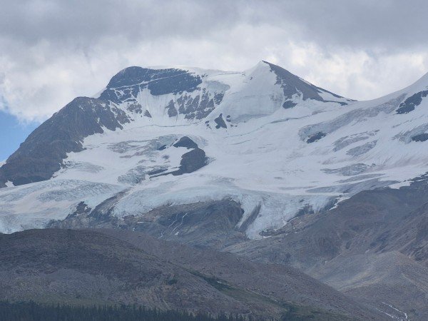 Snow-covered mountains and glaciers at the Columbia Icefield